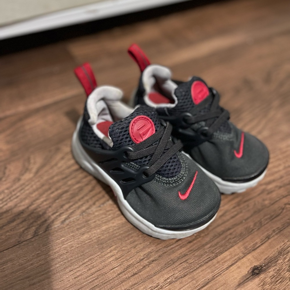 Nike shoes toddler or baby